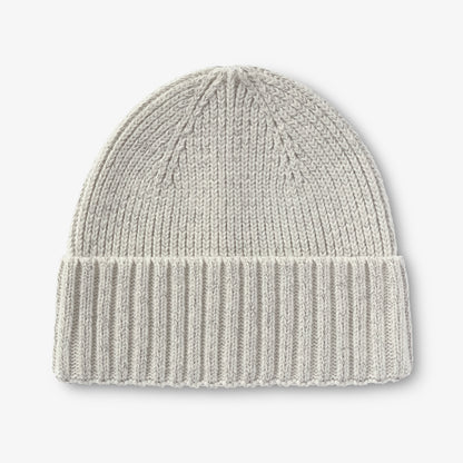 Beige sotarmössa i Polylana®-garn, sedd framifrån