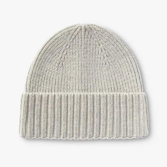 Beige sotarmössa i Polylana®-garn, sedd framifrån