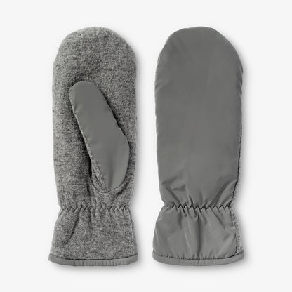 Grå reflexvante i ull, sedda parvis.